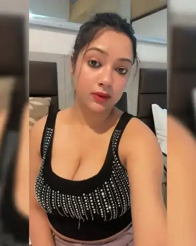 Call Girls Service Nyoma